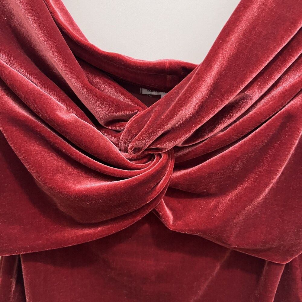 NWT Reformation Velvet Twist Front Top in Deep Burgundy - Picture 3 of 12